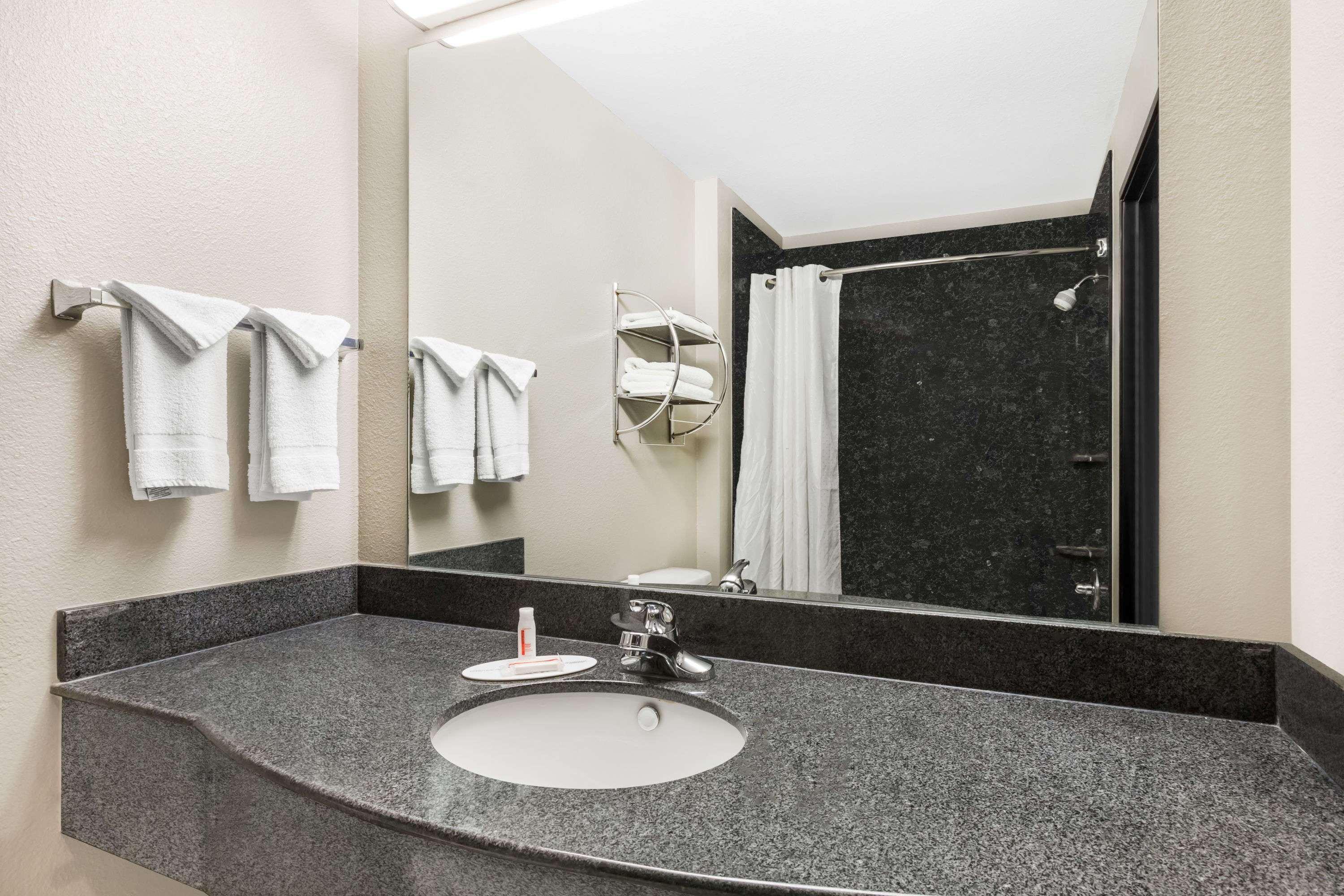 Super 8 By Wyndham Harker Heights Killeen - Fort Cavazos Exterior photo